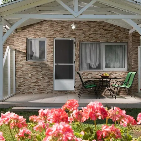 סיקיה Estell Apartments מראה חיצוני תמונה
