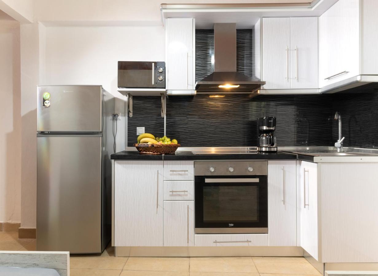 Estell Apartment *