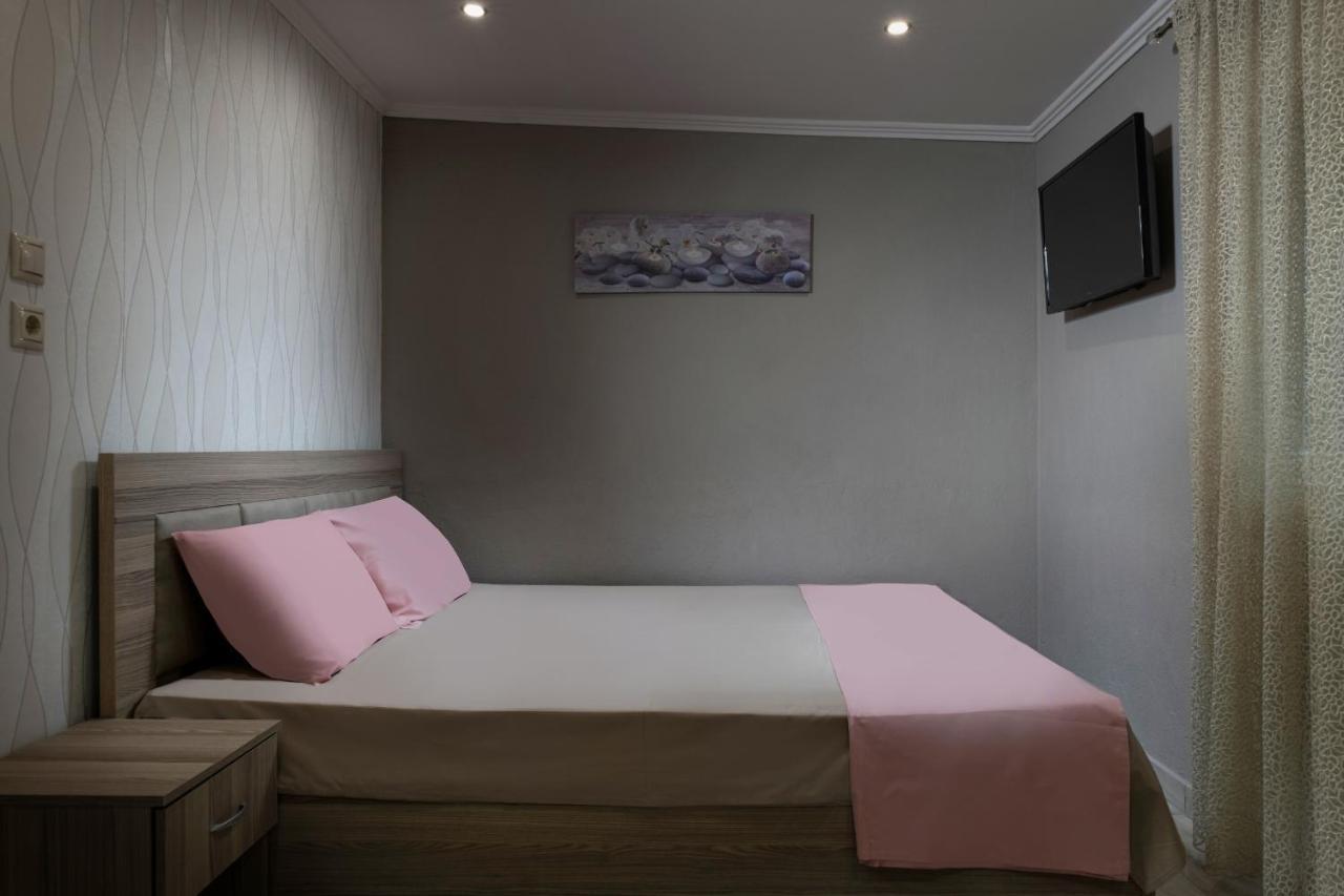 Estell Apartment *
