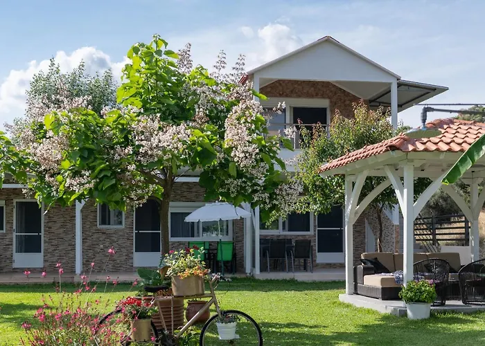 Estell Apartments